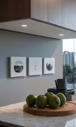 there are apples and custards on the wooden plate