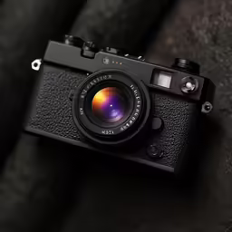 an image of a camera that is close up