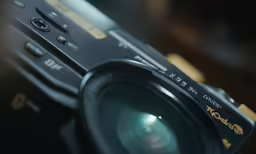 the camera has a blurry lens to the side