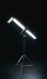 light being used to make lighting a photo