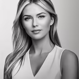 the model is photographed by photographer peter schenck
