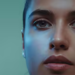 an image of the womans face and eyes