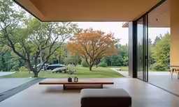 there is a large room that has lots of doors