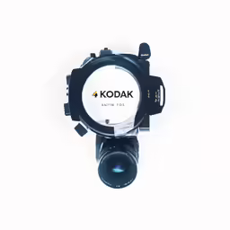 the kodak light lens attached to an extension